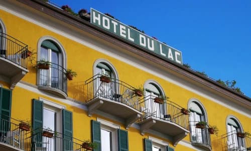 Hotel and resort shuttle service management