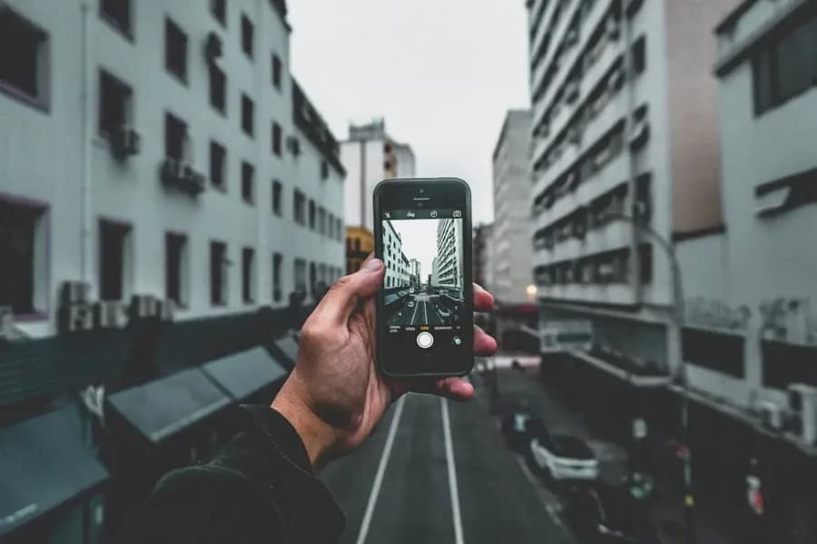 Passenger real-time ride tracking